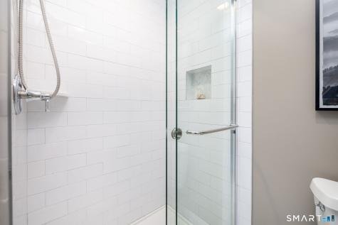 7 Brenthaven Avon CT 06001