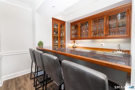 7 Brenthaven Avon CT 06001
