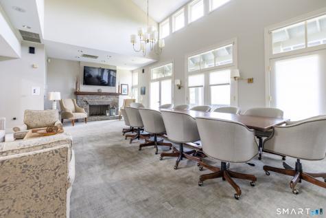 7 Brenthaven Avon CT 06001