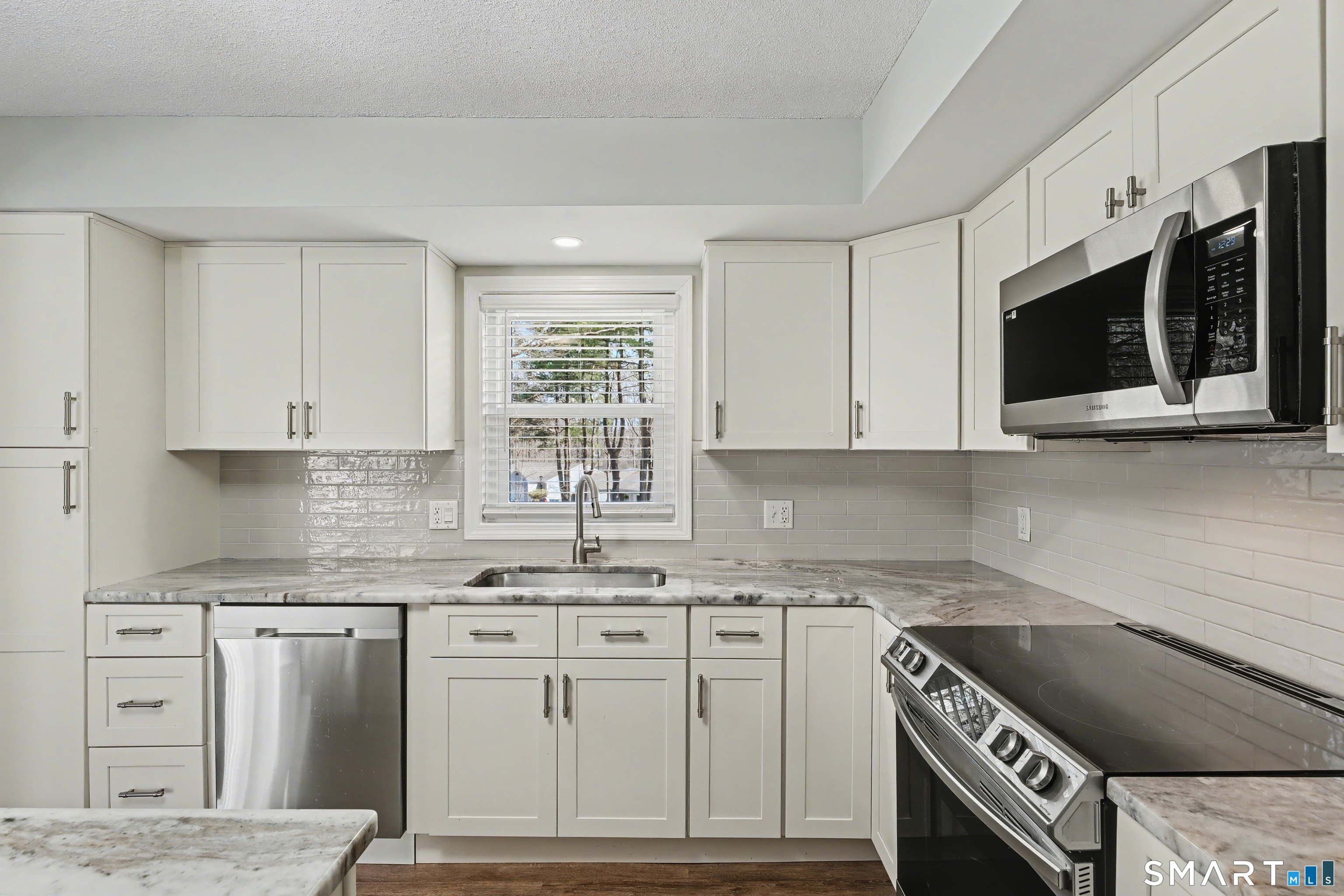 2415 Shepard Avenue Hamden CT 06518