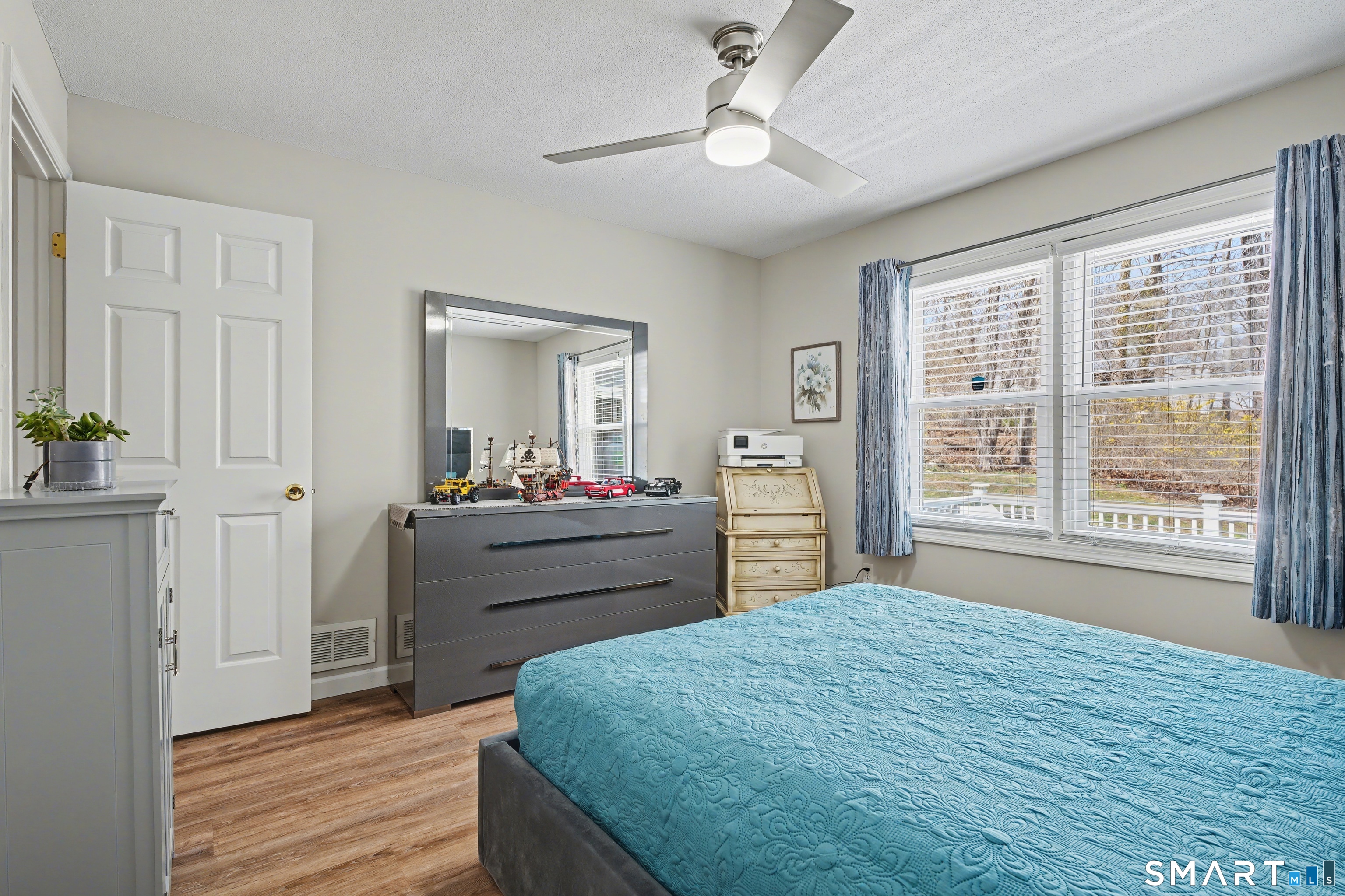 2415 Shepard Avenue Hamden CT 06518