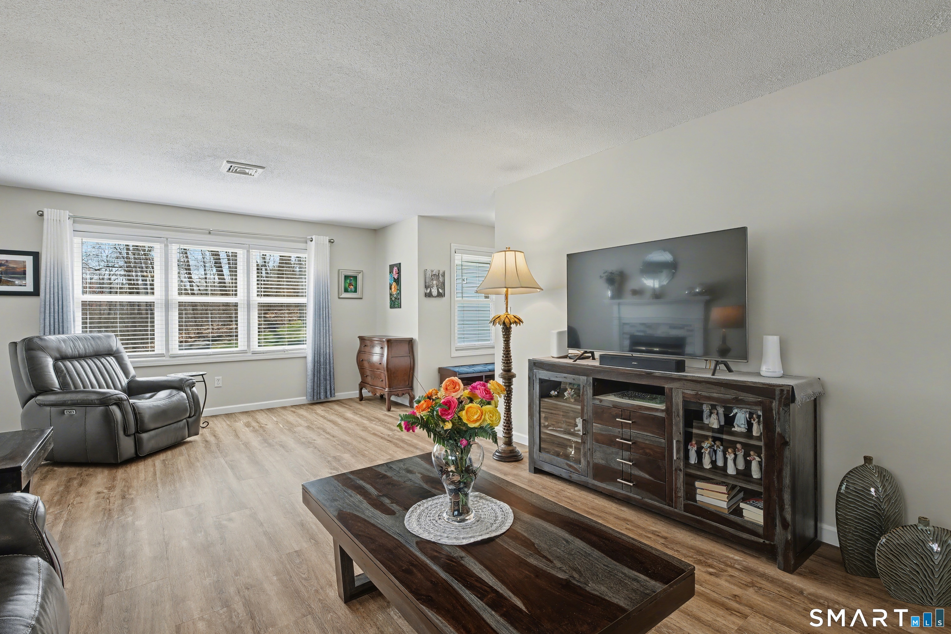 2415 Shepard Avenue Hamden CT 06518