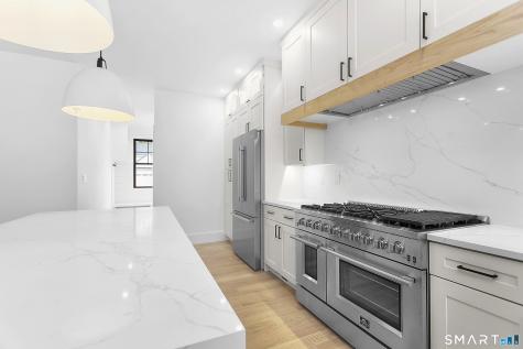 35 Oronoque Hills Road Stratford CT 06614