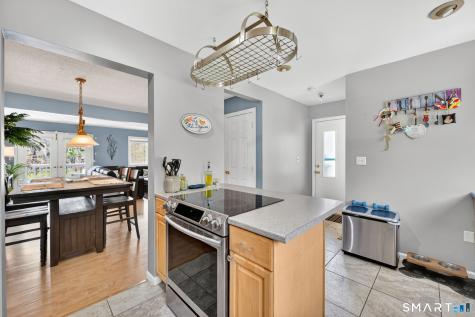 385 Old Rock Road Branford CT 06405