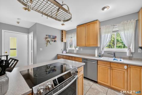 385 Old Rock Road Branford CT 06405