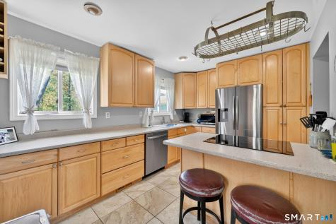 385 Old Rock Road Branford CT 06405