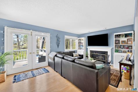 385 Old Rock Road Branford CT 06405