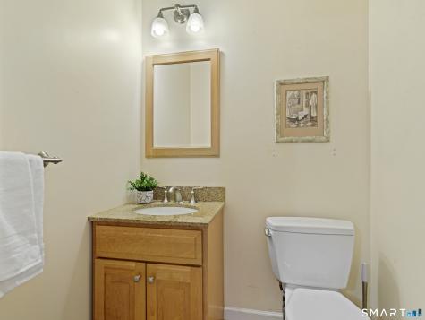 368 Knapps Highway Fairfield CT 06824