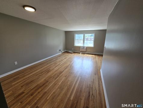 65 Terrace Gardens Wallingford CT 06492