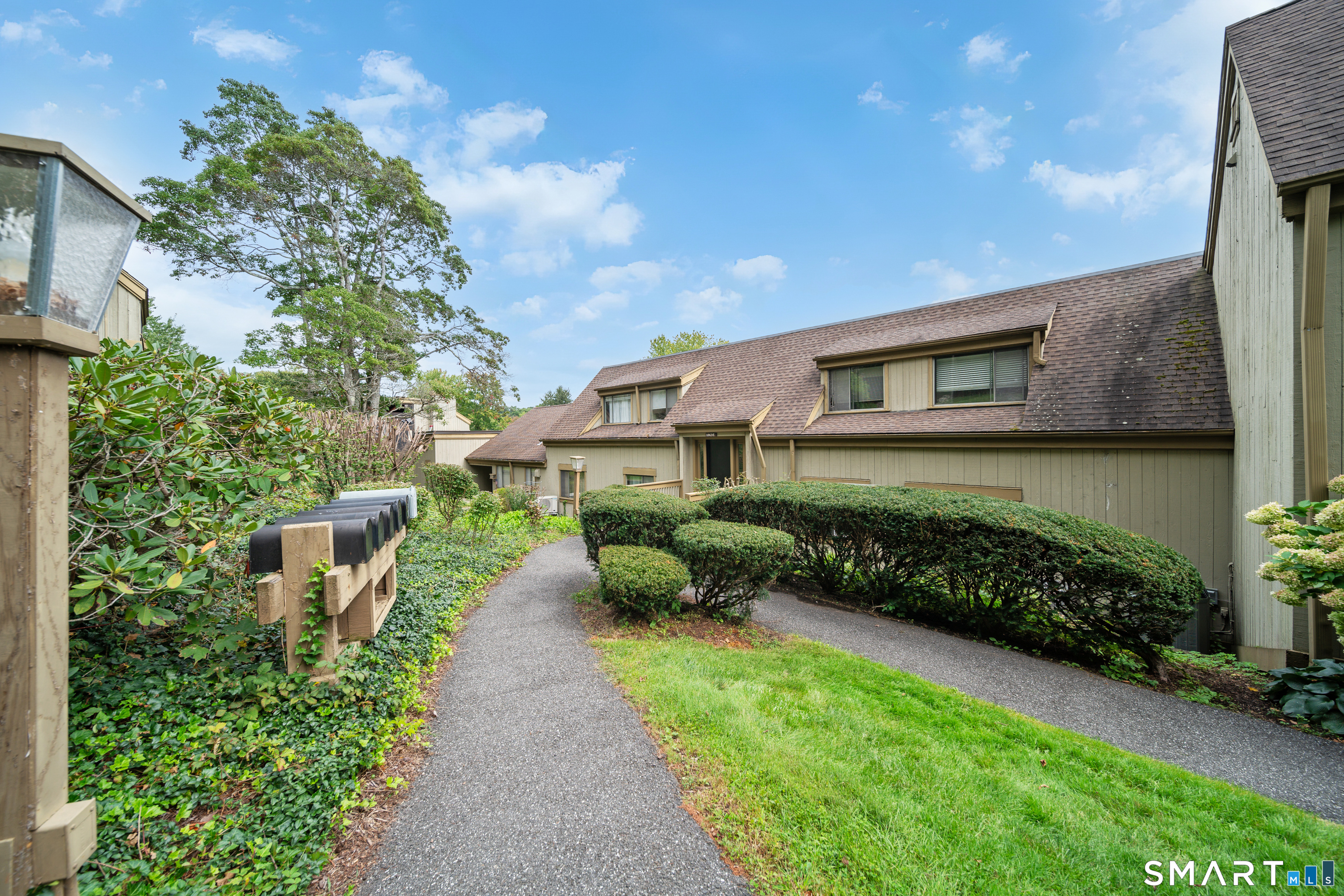13 Heritage Village Southbury CT 06488