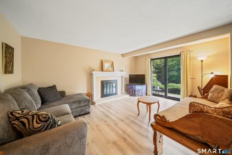 13 Heritage Village Southbury CT 06488
