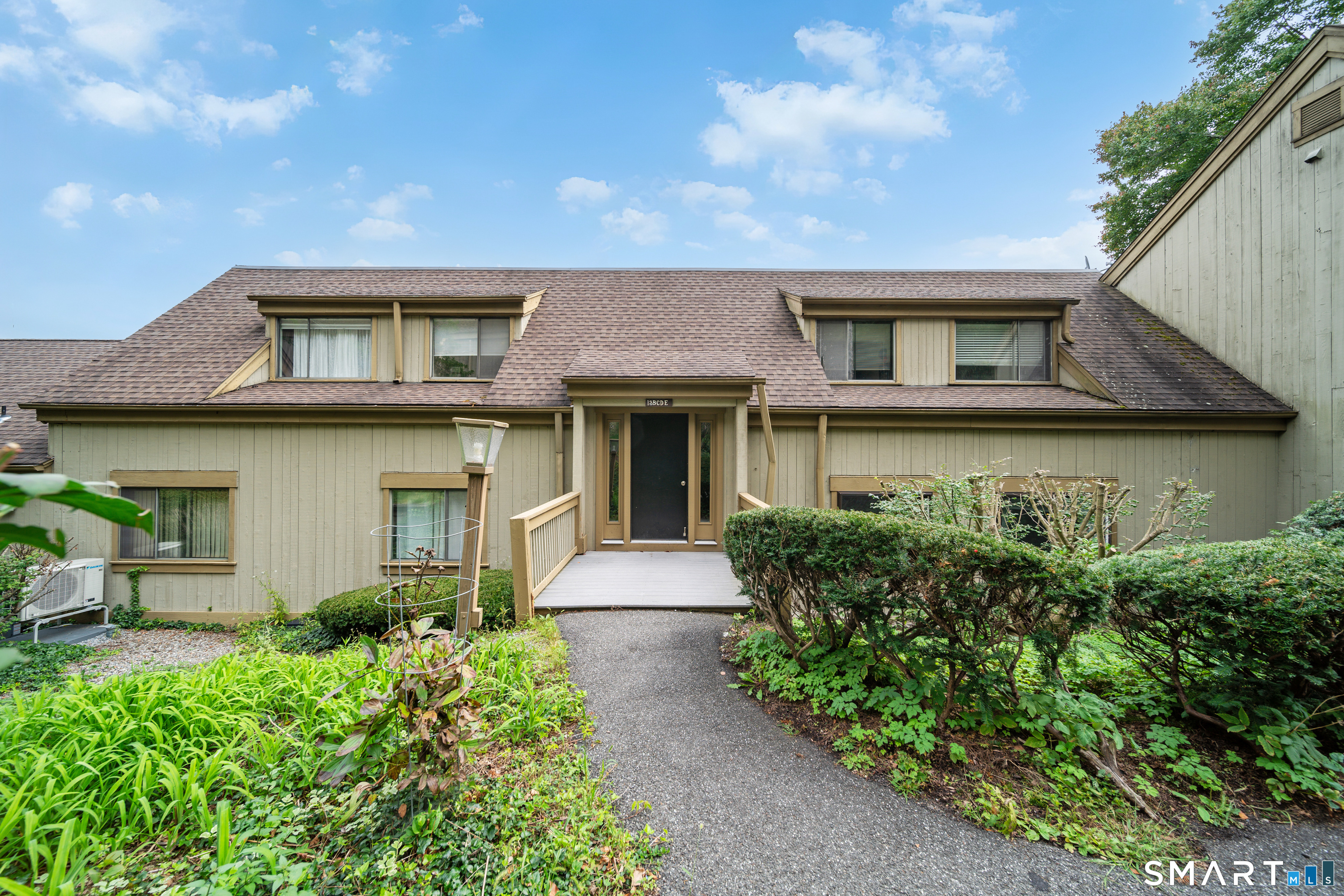 13 Heritage Village Southbury CT 06488