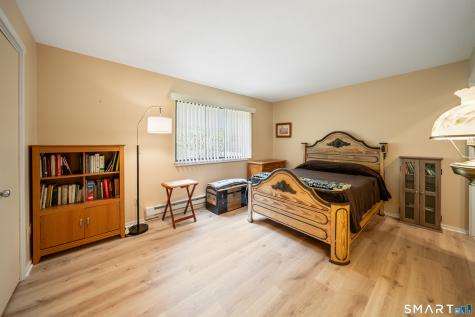 13 Heritage Village Southbury CT 06488