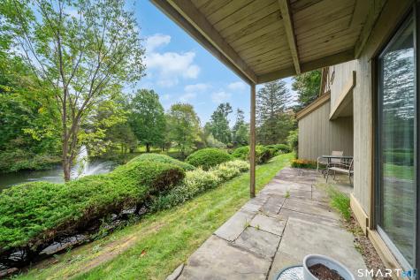 13 Heritage Village Southbury CT 06488
