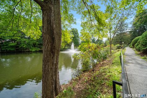 13 Heritage Village Southbury CT 06488