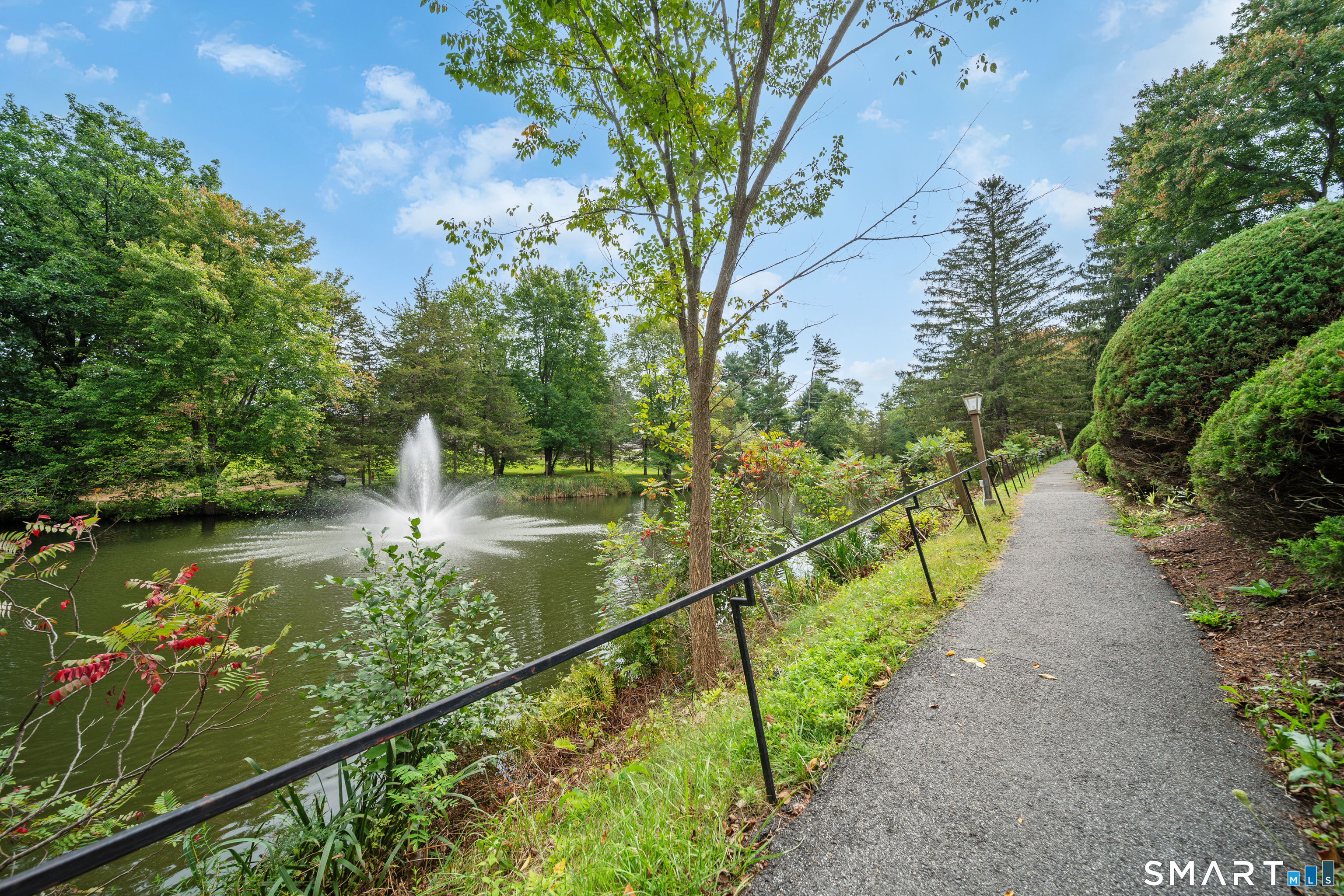 13 Heritage Village Southbury CT 06488