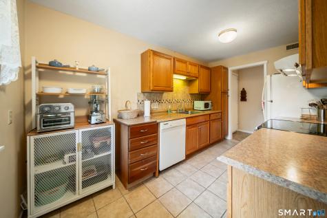 13 Heritage Village Southbury CT 06488