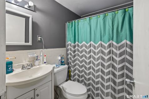 95 Oak Ridge Drive New Haven CT 06513