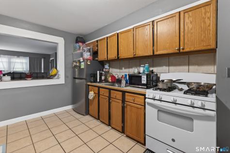 95 Oak Ridge Drive New Haven CT 06513