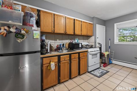 95 Oak Ridge Drive New Haven CT 06513