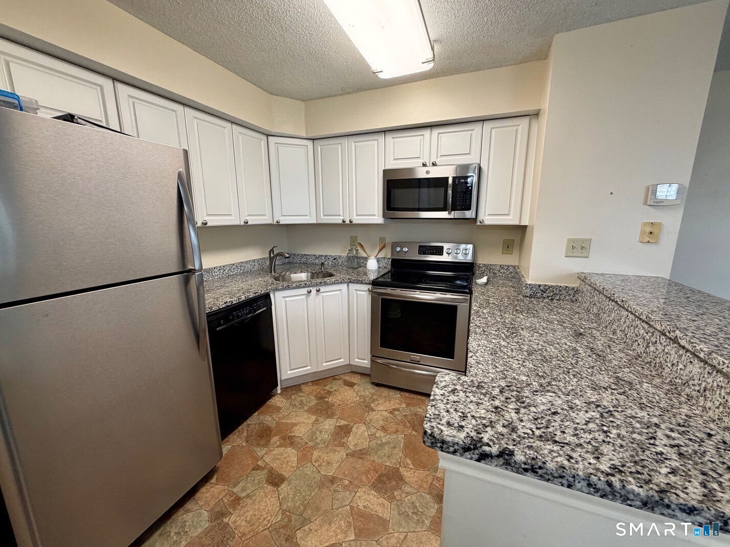 132 North Street Groton CT 06340