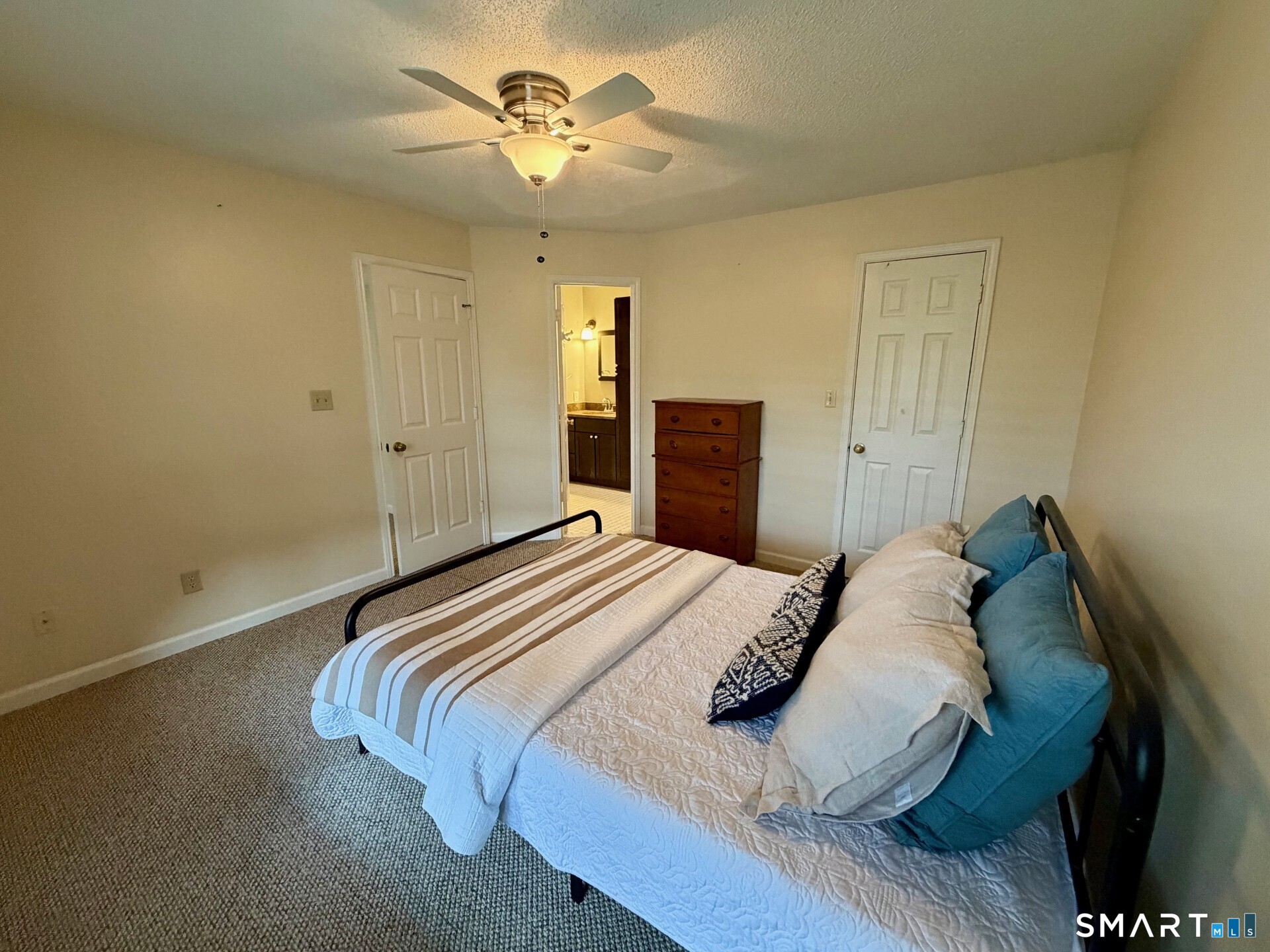 132 North Street Groton CT 06340