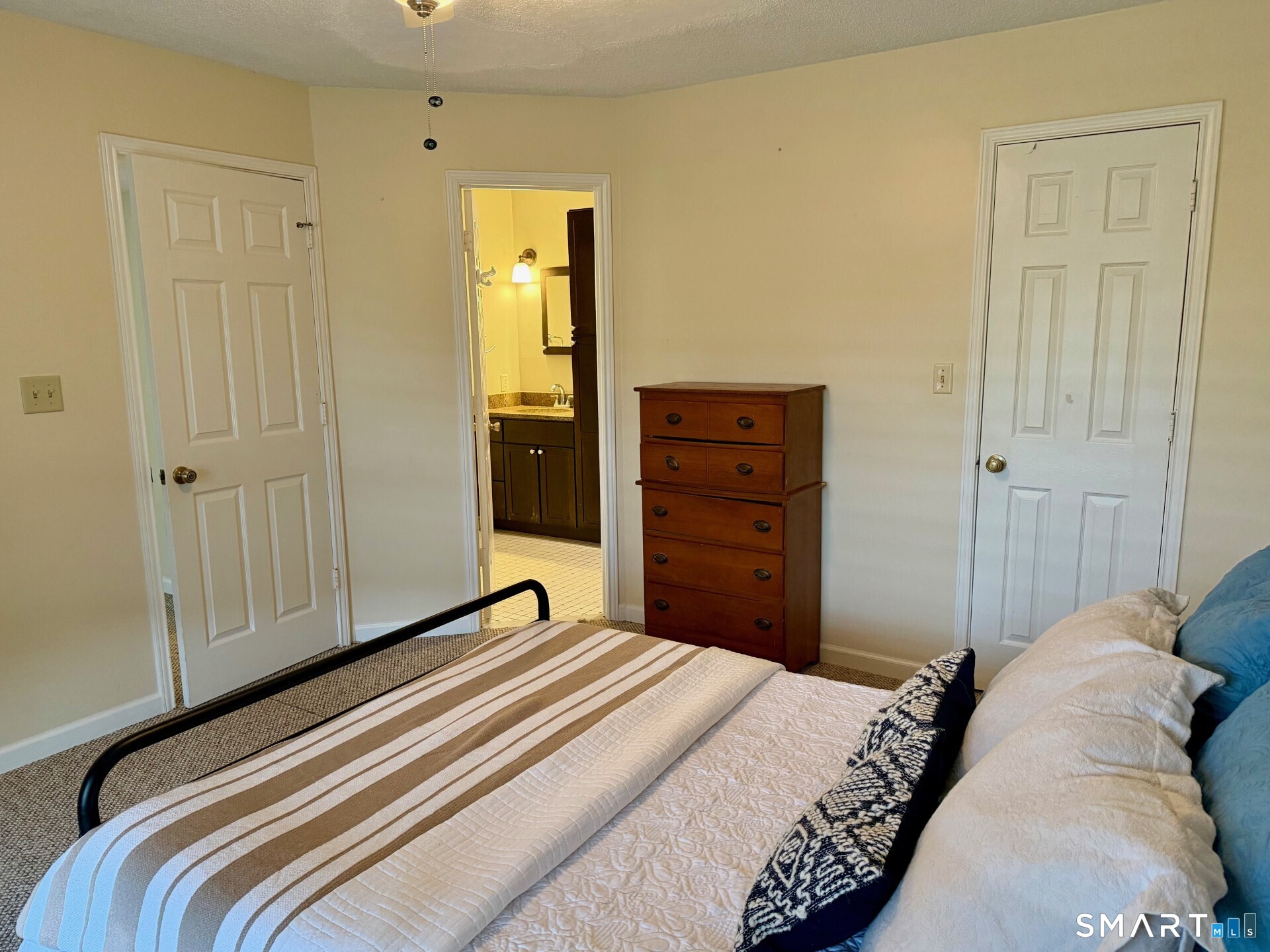 132 North Street Groton CT 06340