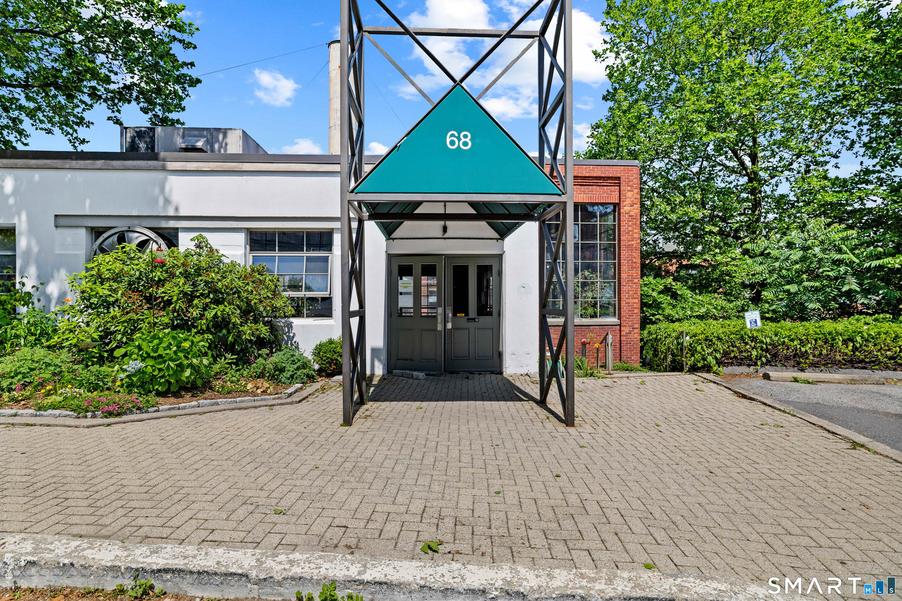 68 Thermos Avenue Norwich CT 06360