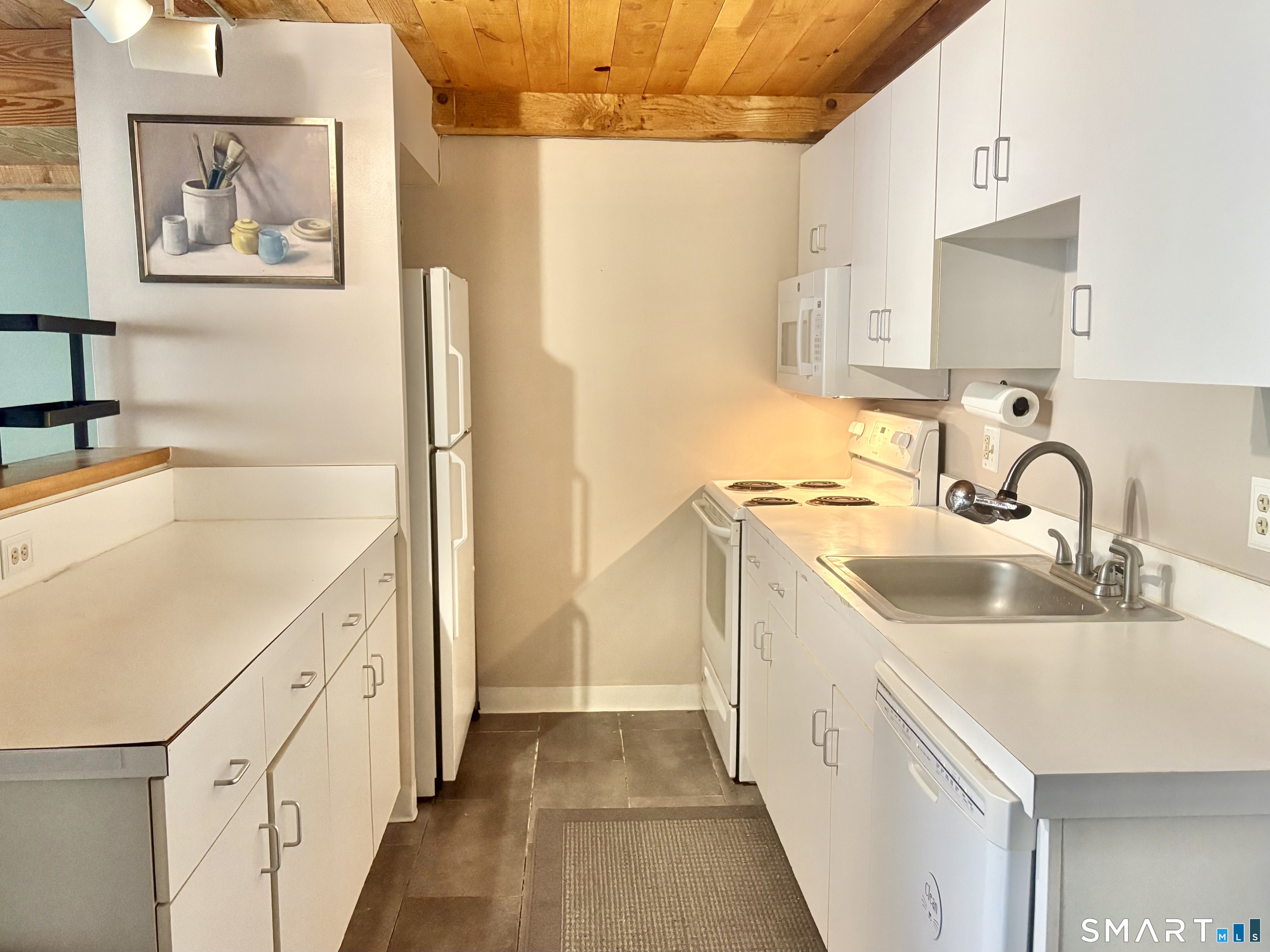 68 Thermos Avenue Norwich CT 06360