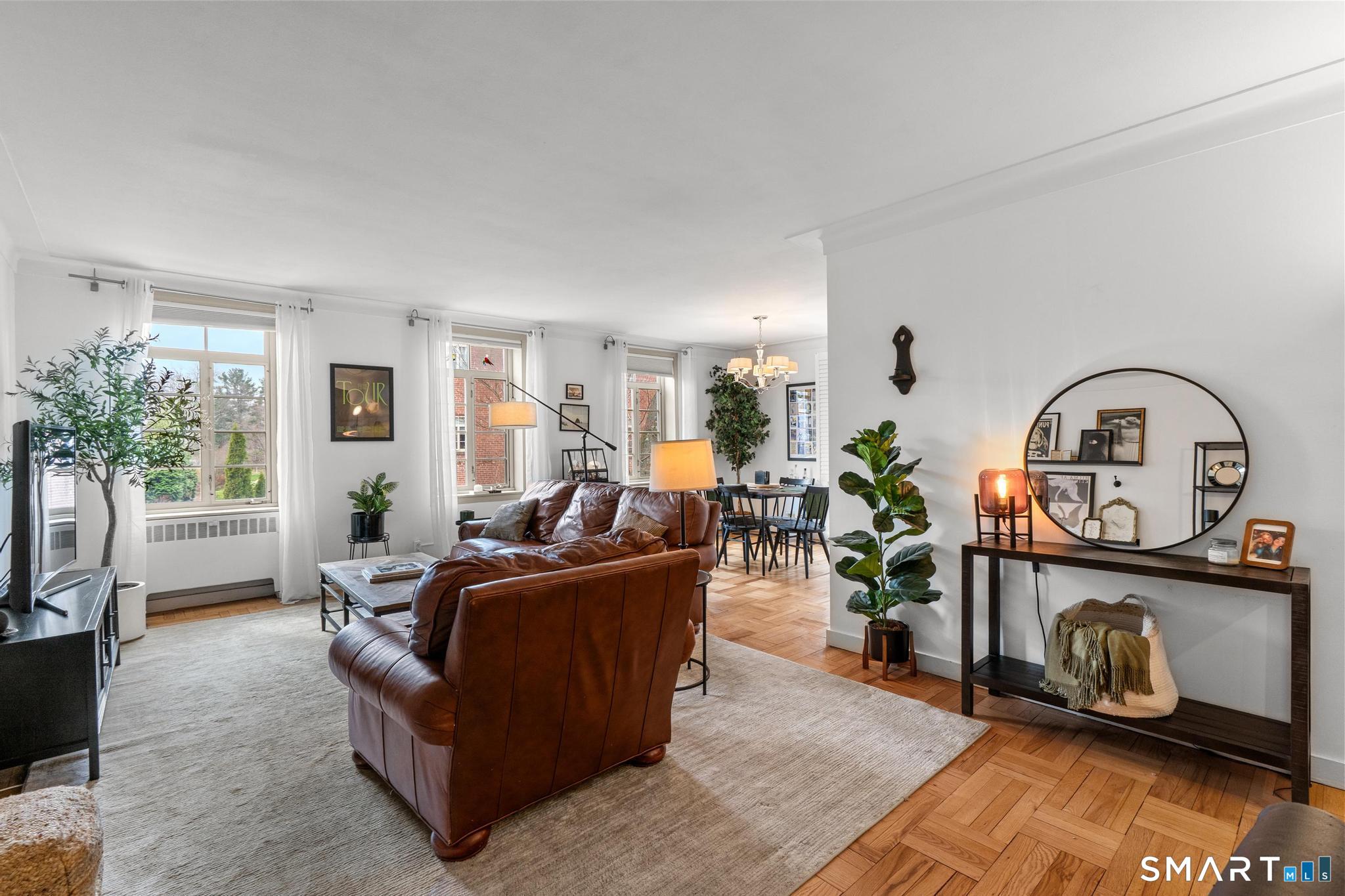 869 Farmington Avenue West Hartford CT 06119