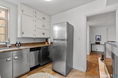 869 Farmington Avenue West Hartford CT 06119