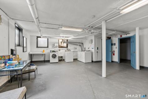 869 Farmington Avenue West Hartford CT 06119