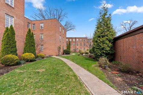 869 Farmington Avenue West Hartford CT 06119