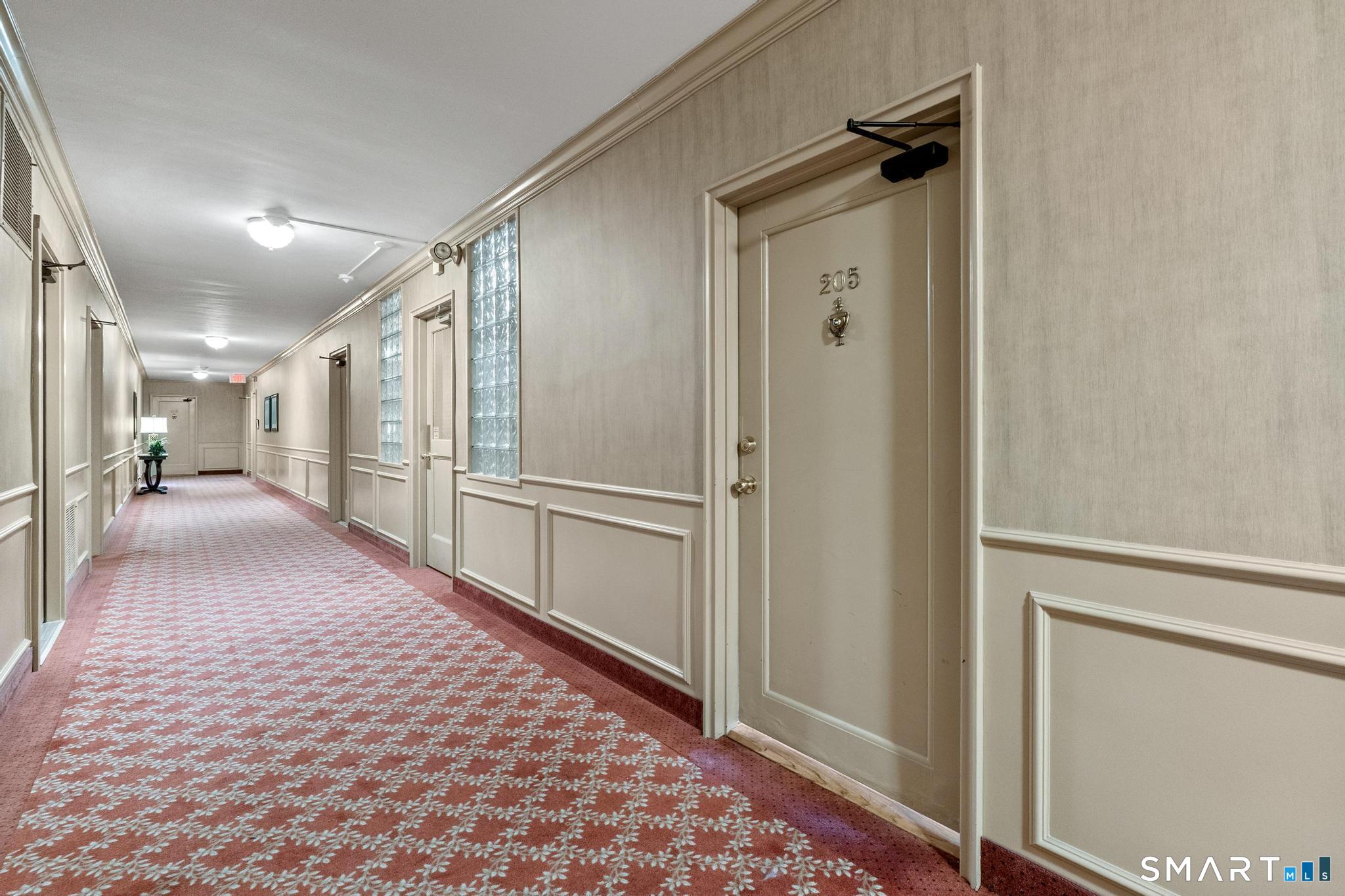 869 Farmington Avenue West Hartford CT 06119
