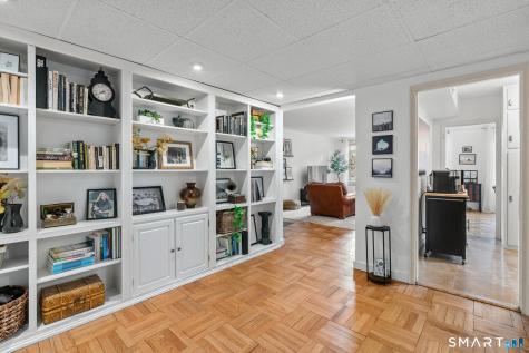 869 Farmington Avenue West Hartford CT 06119