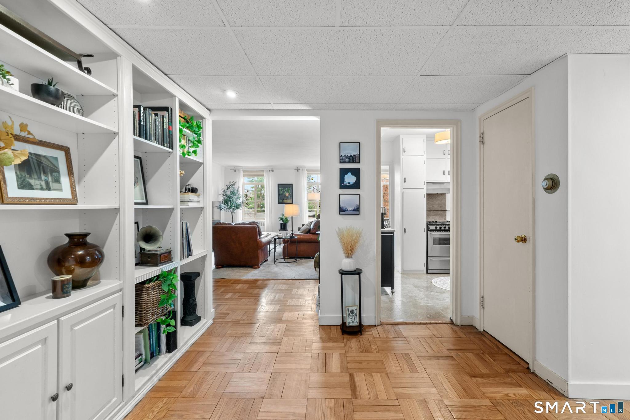 869 Farmington Avenue West Hartford CT 06119