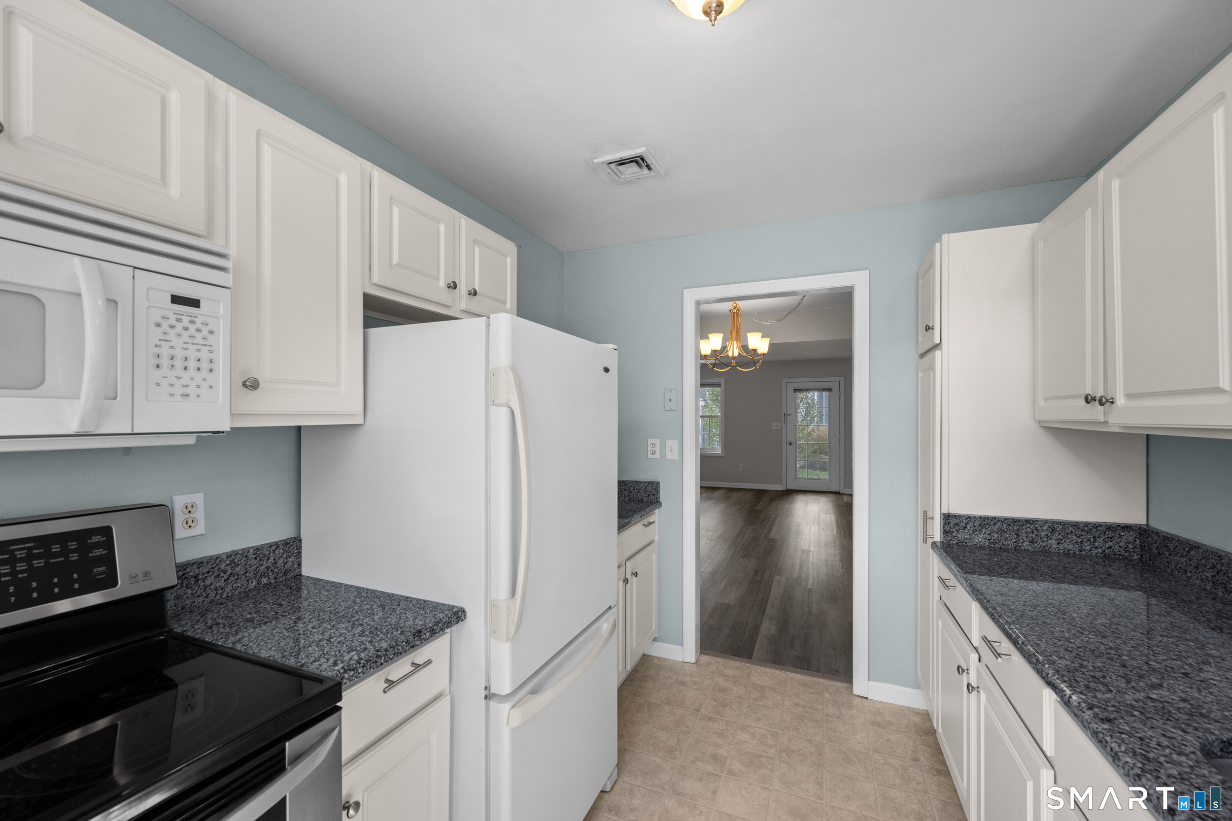 372 Meridian St Extension Groton CT 06340