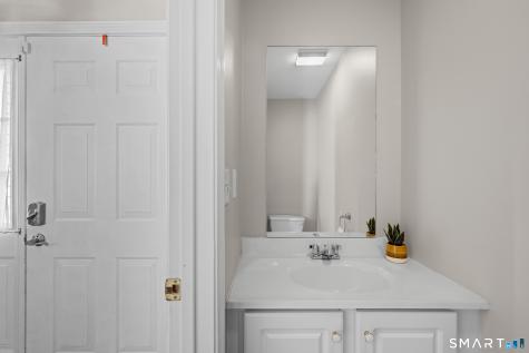 372 Meridian St Extension Groton CT 06340
