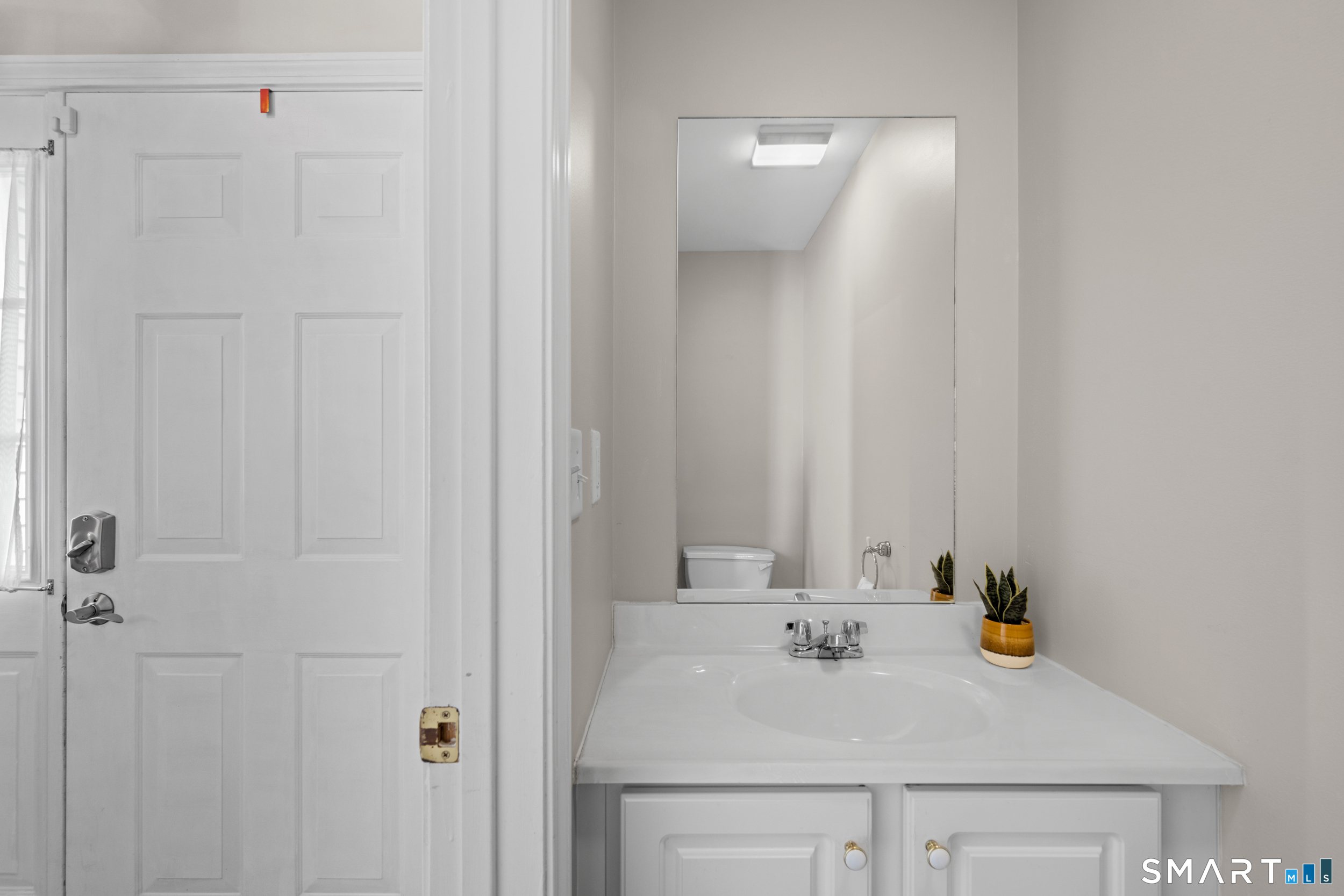 372 Meridian St Extension Groton CT 06340