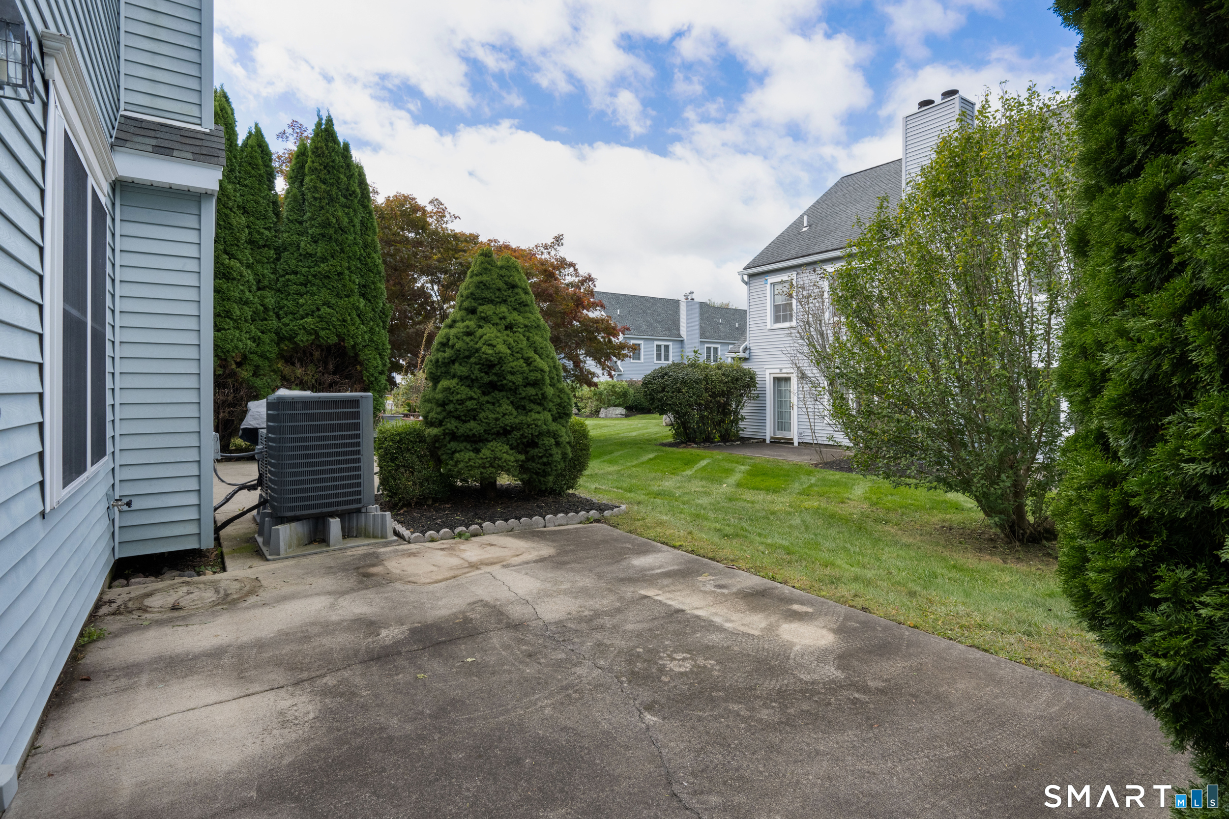 372 Meridian St Extension Groton CT 06340