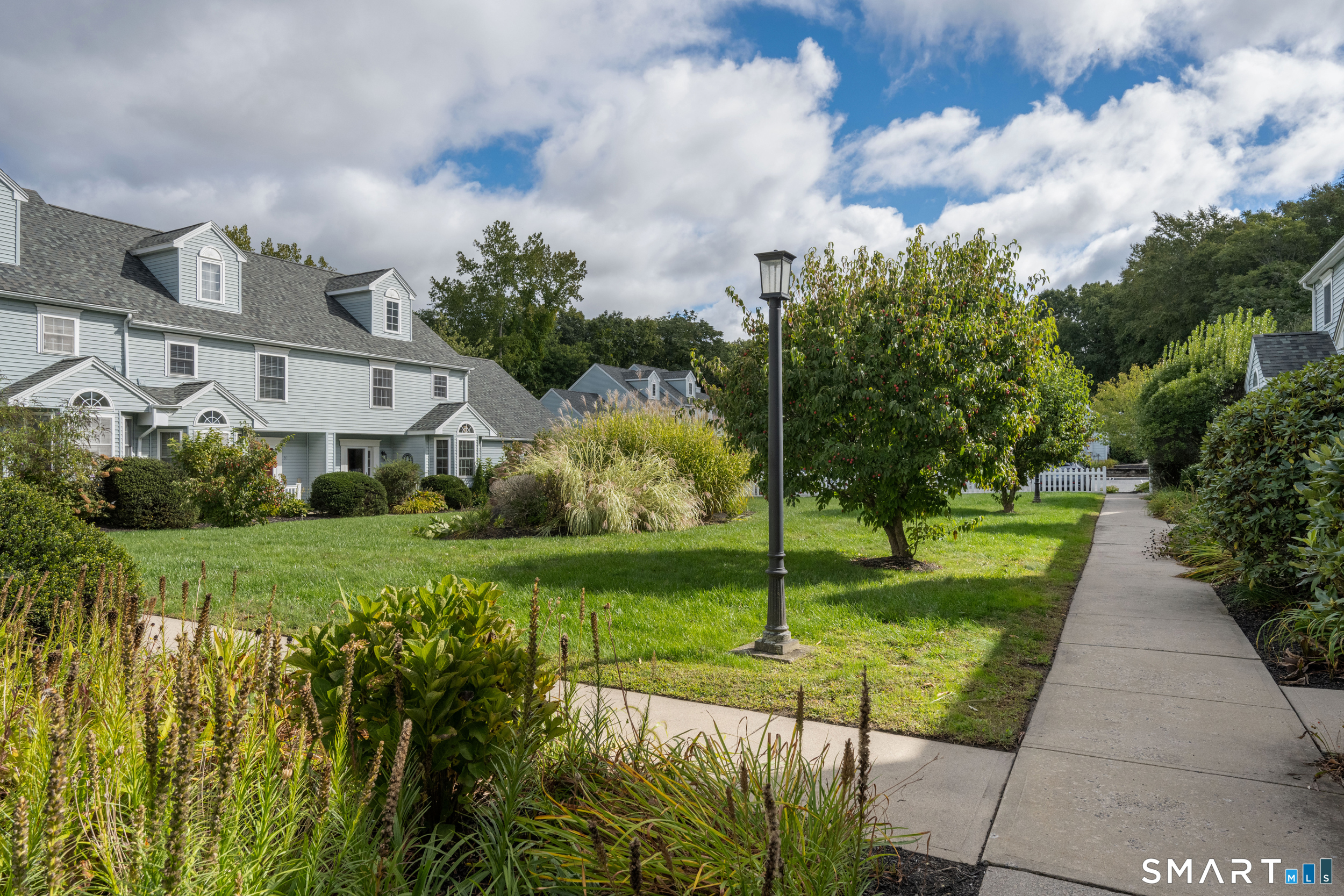 372 Meridian St Extension Groton CT 06340