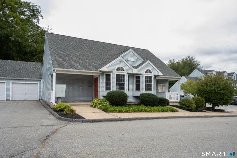 372 Meridian St Extension Groton CT 06340