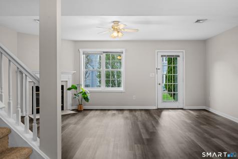 372 Meridian St Extension Groton CT 06340
