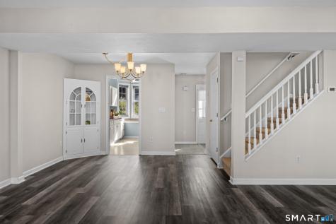 372 Meridian St Extension Groton CT 06340