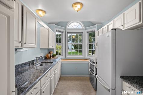 372 Meridian St Extension Groton CT 06340