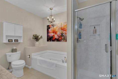 105 Turtlebrook Lane Bristol CT 06010