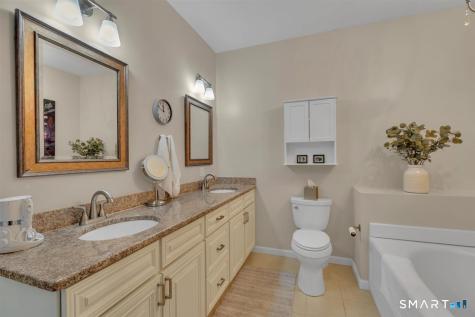 105 Turtlebrook Lane Bristol CT 06010
