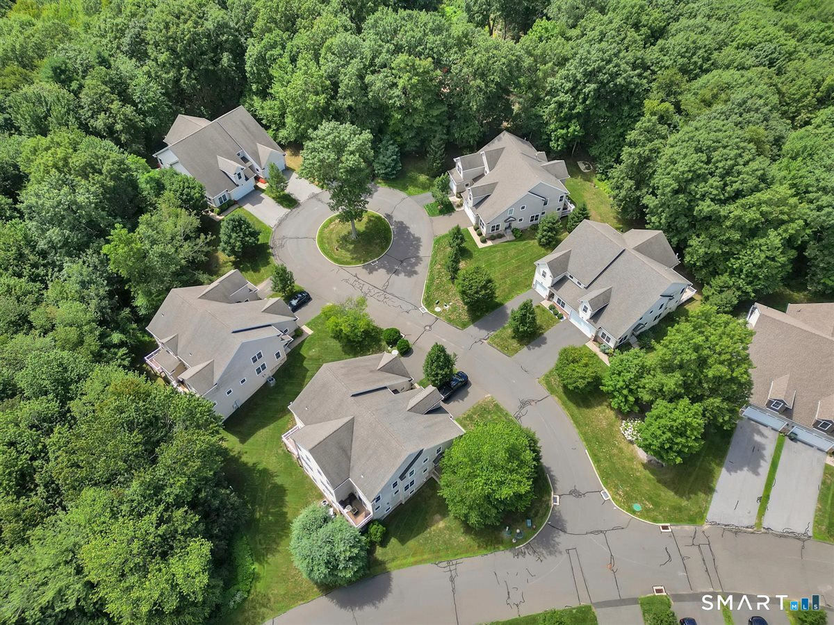 105 Turtlebrook Lane Bristol CT 06010