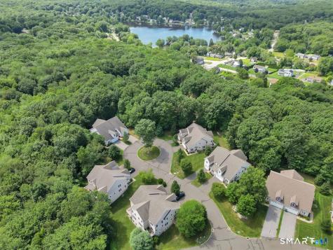105 Turtlebrook Lane Bristol CT 06010