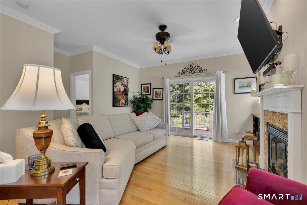 105 Turtlebrook Lane Bristol CT 06010
